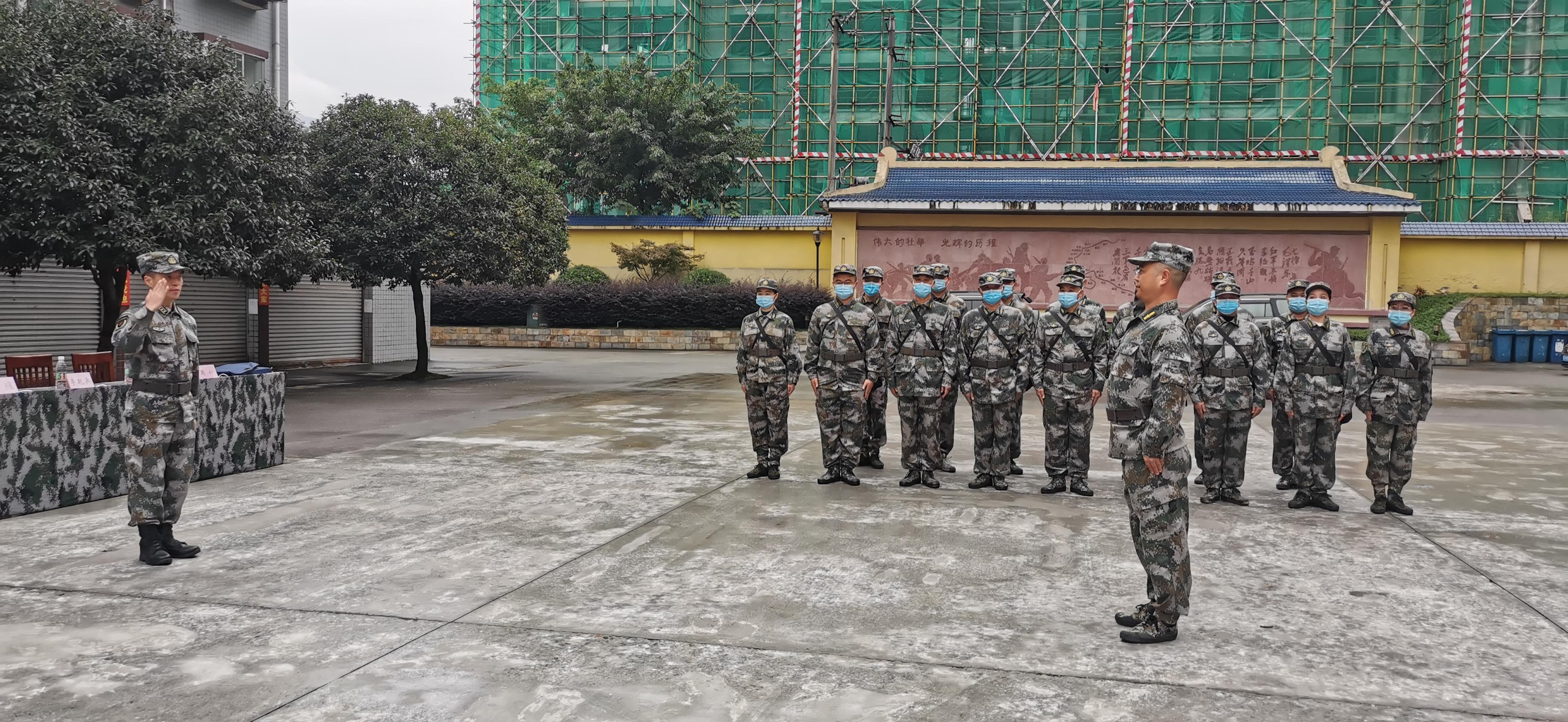 雨城区应急管理局领导团队及职责概览